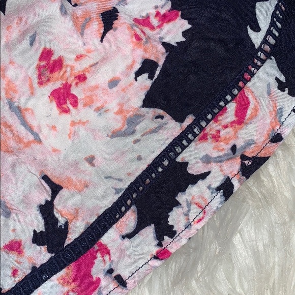 Floral Romper - Picture 2 of 5